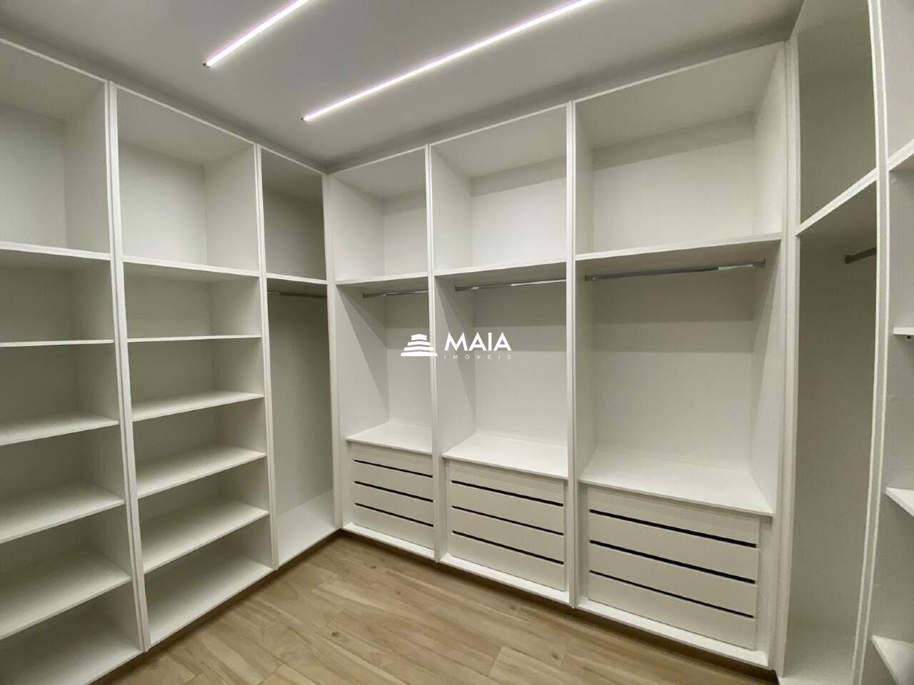 Casa à venda no Parque das Laranjeiras: 