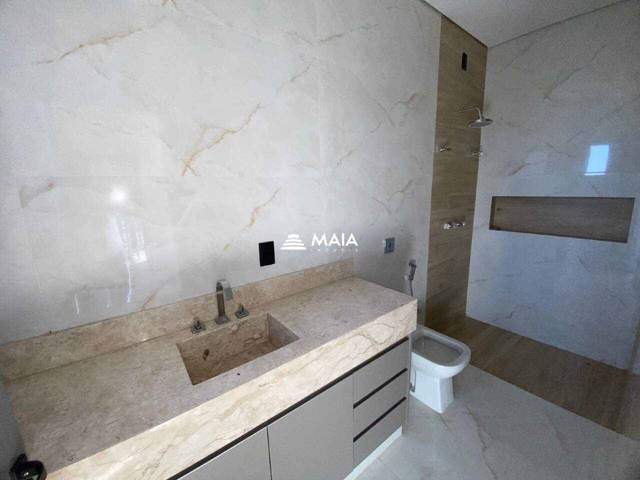 Casa à venda no Parque das Laranjeiras: 