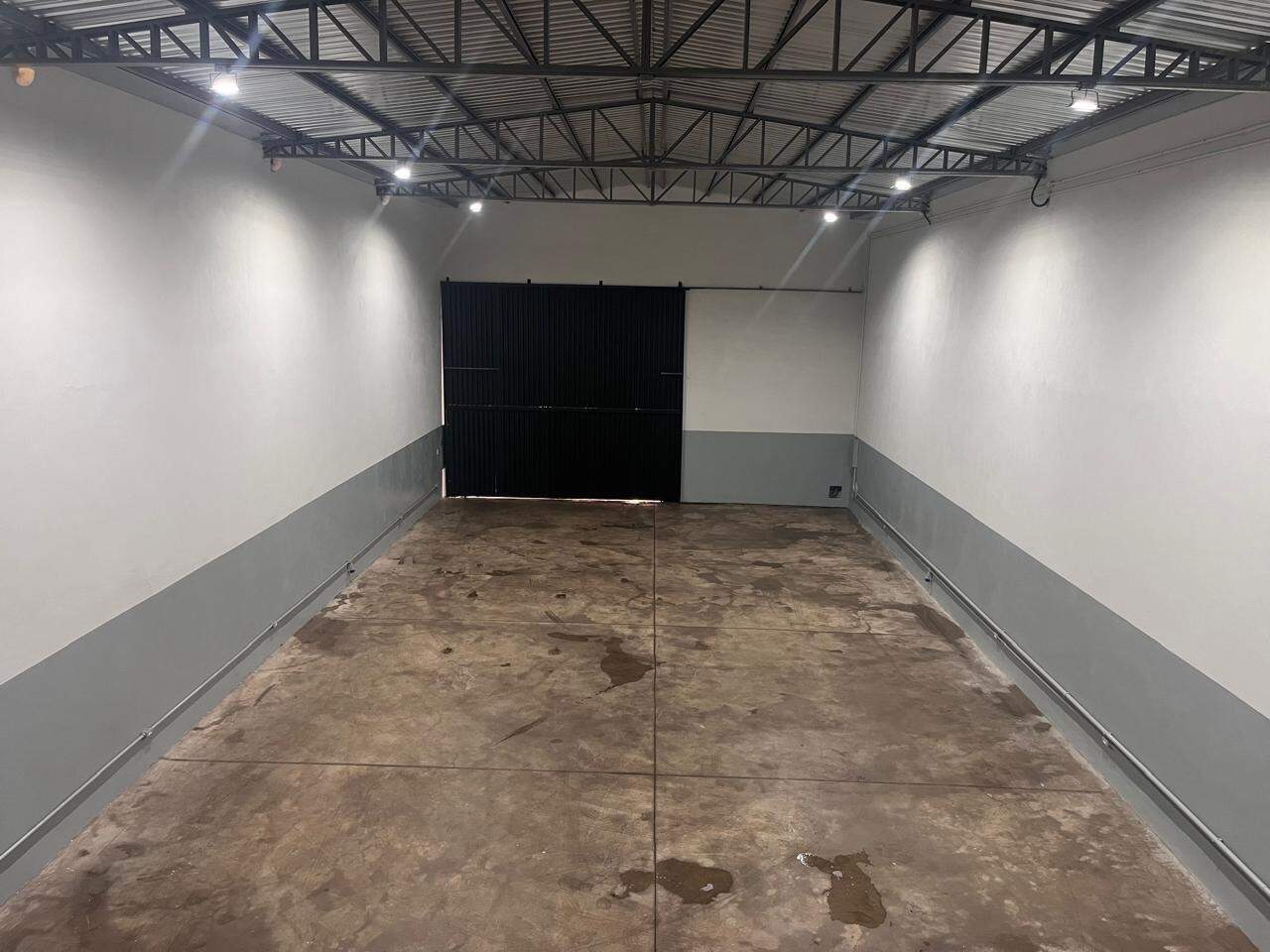 Galpão para aluguel no Parque das Laranjeiras II: 