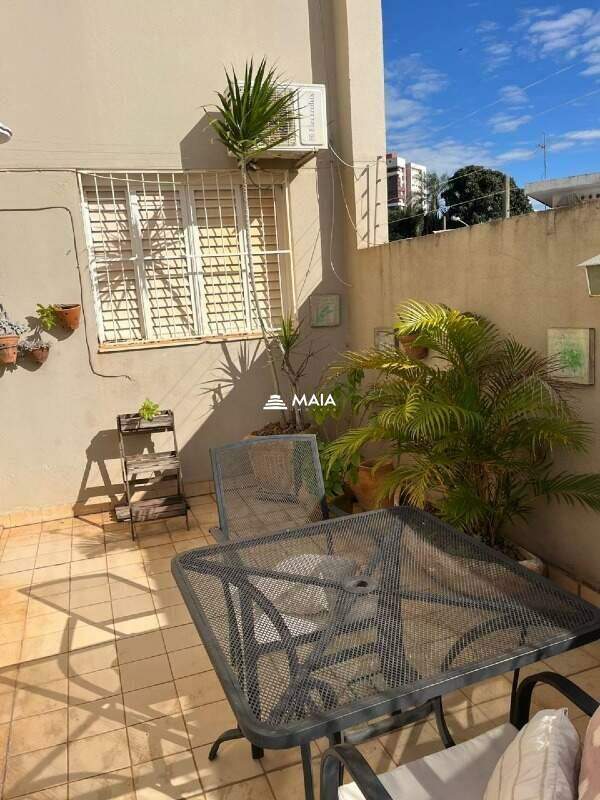 Apartamento para aluguel no Mercês: 