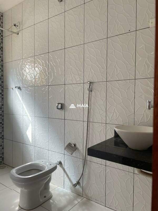 Casa à venda no Parque das Américas: 