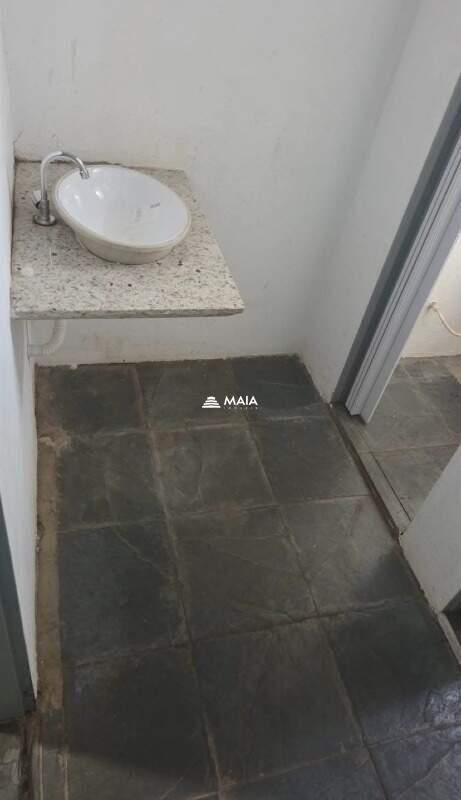 Galpão para aluguel no Jardim Induberaba: 