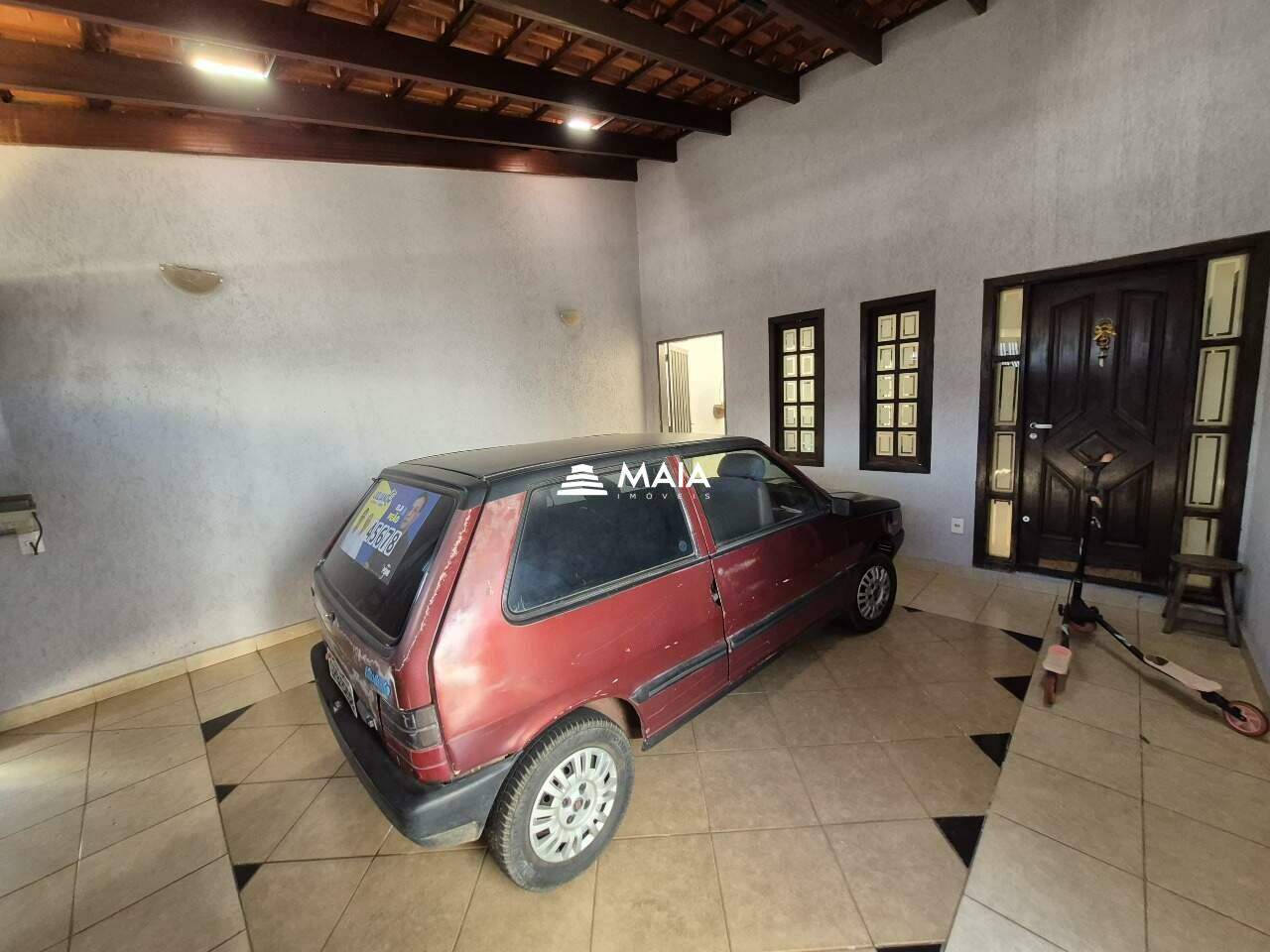 Casa à venda no Vila Militar: 