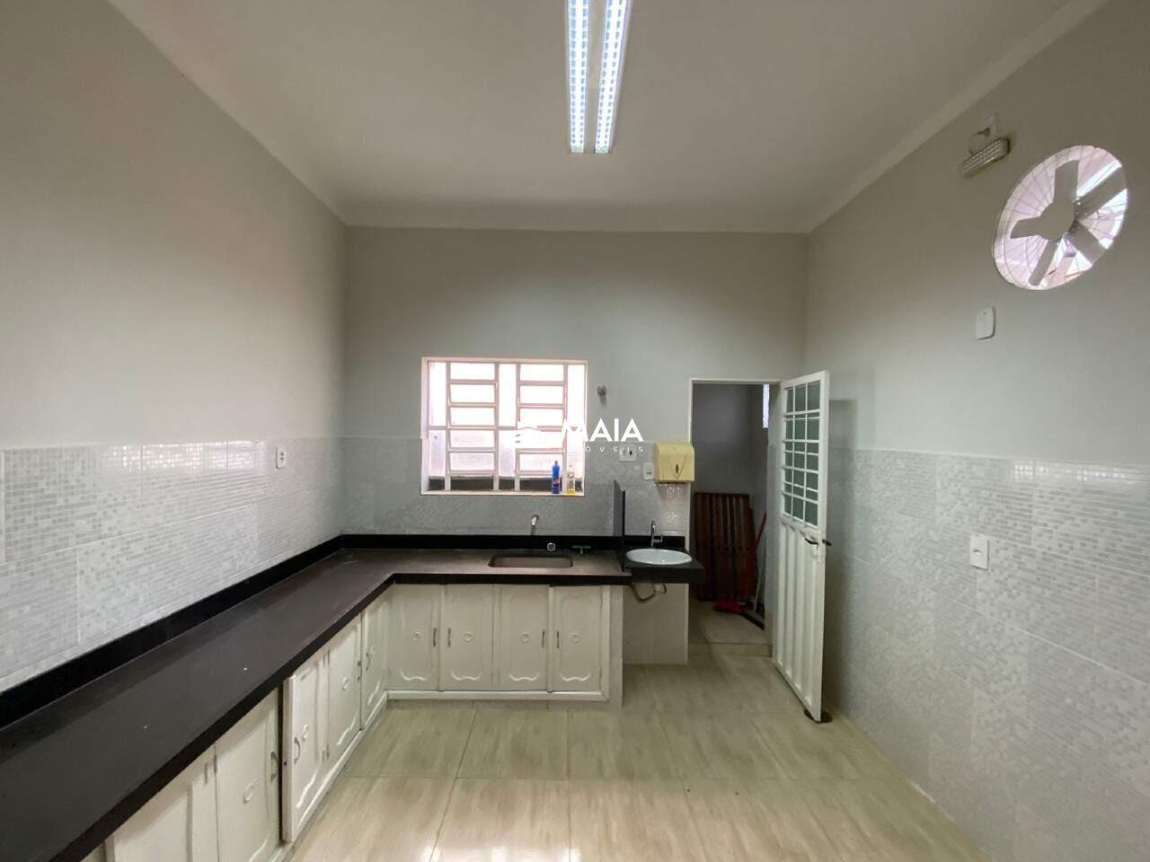 Comercial para aluguel no Centro: 