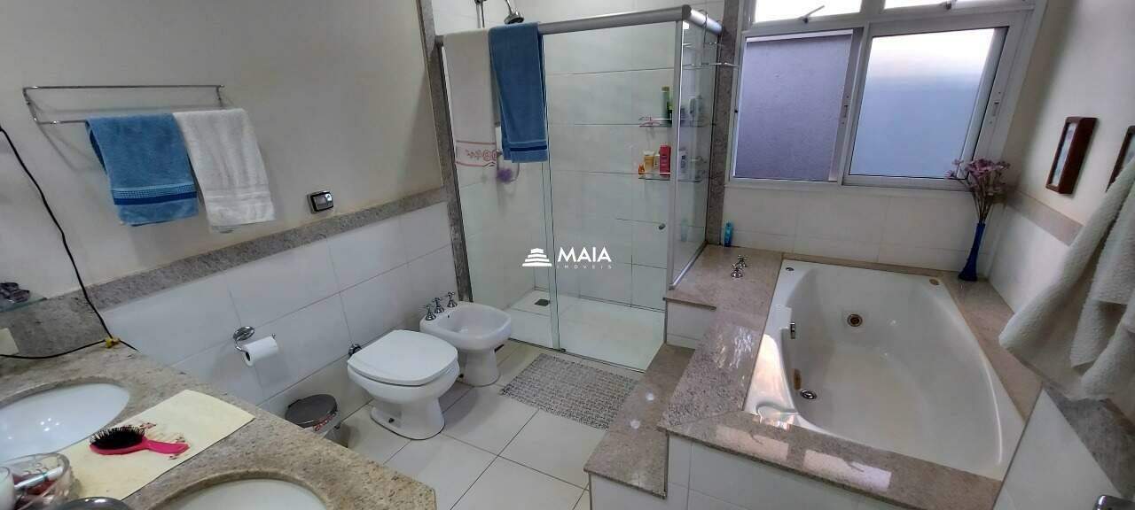 Casa de Condomínio à venda no Flamboyant Residencial Park: 