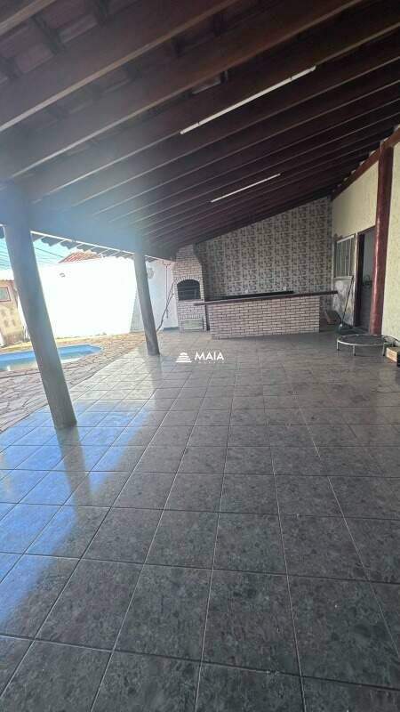 Casa à venda no Beija Flor: 