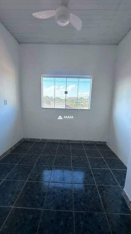 Casa à venda no Beija Flor: 