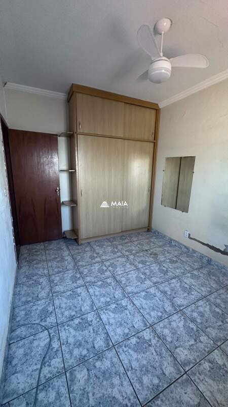 Casa à venda no Beija Flor: 