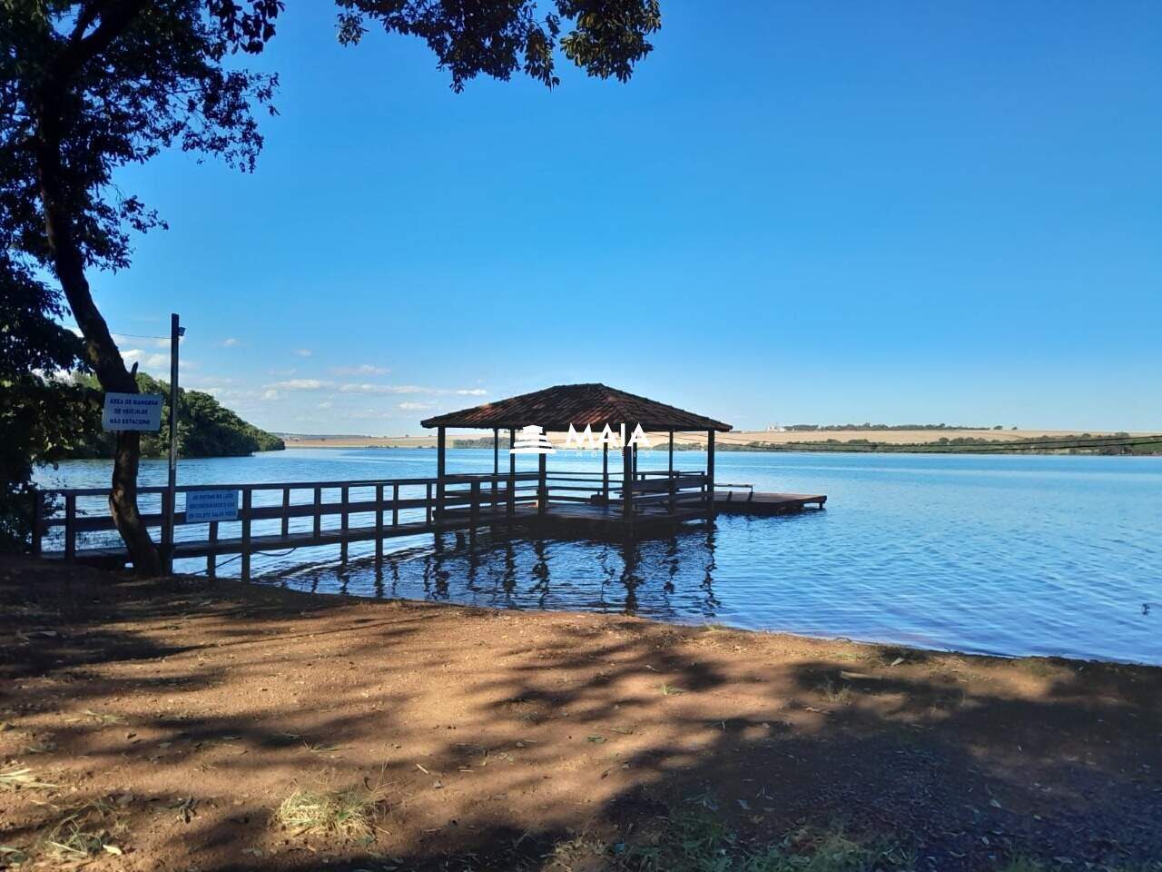 Rancho MOBILIADO NO Condomínio Recanto do Lago