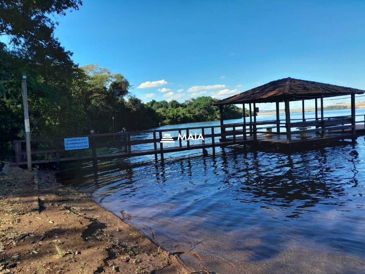 Rancho/ Chácara/ Rural à venda no Condomínio Recanto do Lago: 