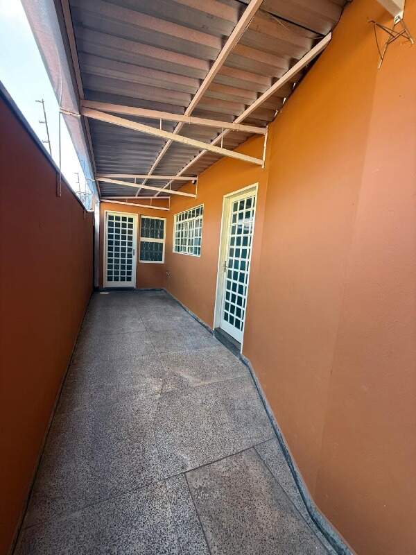 Casa à venda no Parque das Américas: 