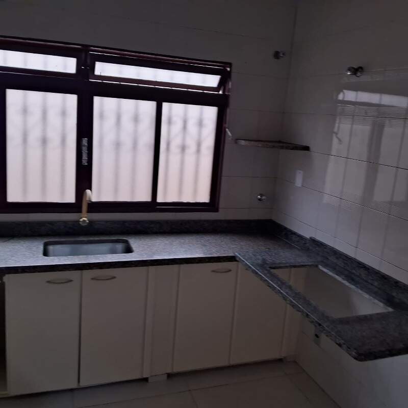 Casa à venda no Conjunto Costa Telles I: 