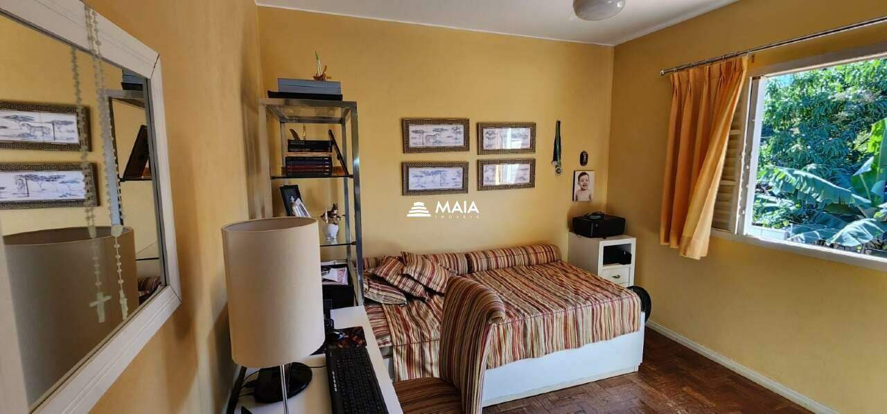 Casa à venda no Vila Militar: 