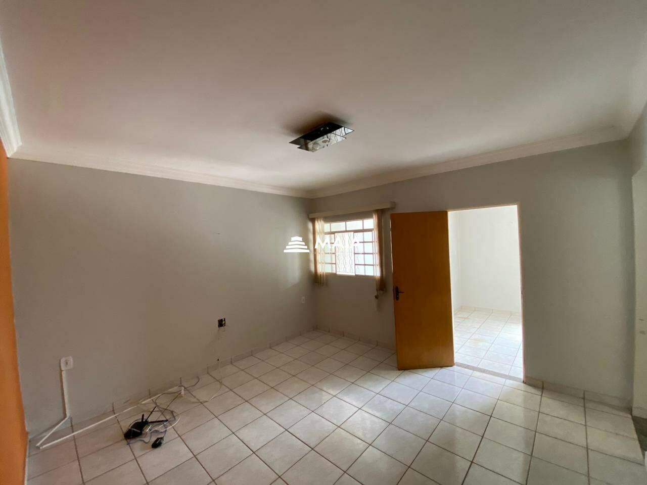 Casa à venda no Conjunto José Vallim de Melo: 