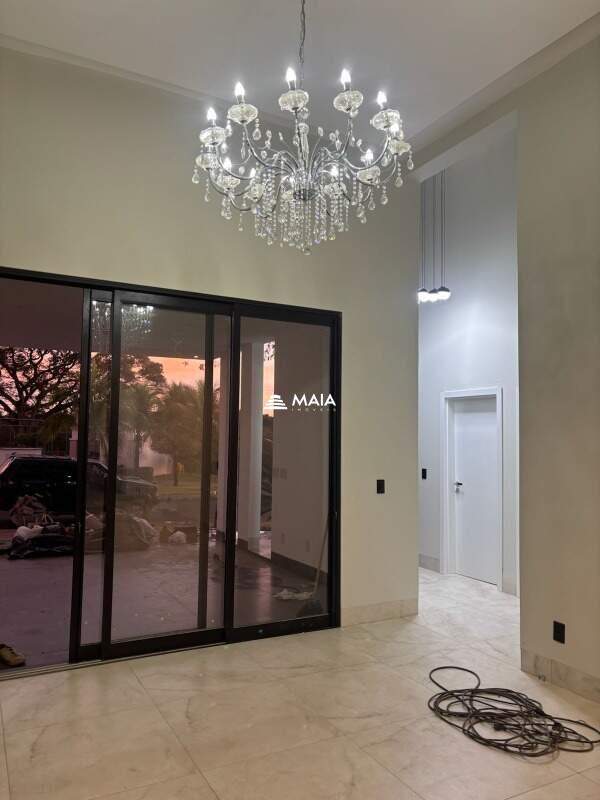 Casa de Condomínio à venda no Estância dos Ipês: 