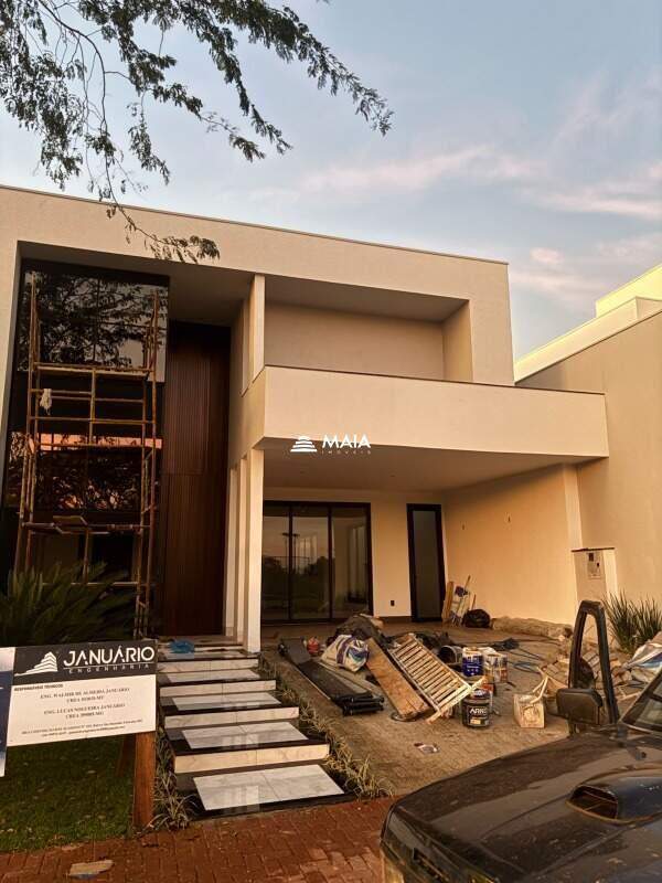 Casa de Condomínio à venda no Estância dos Ipês: 