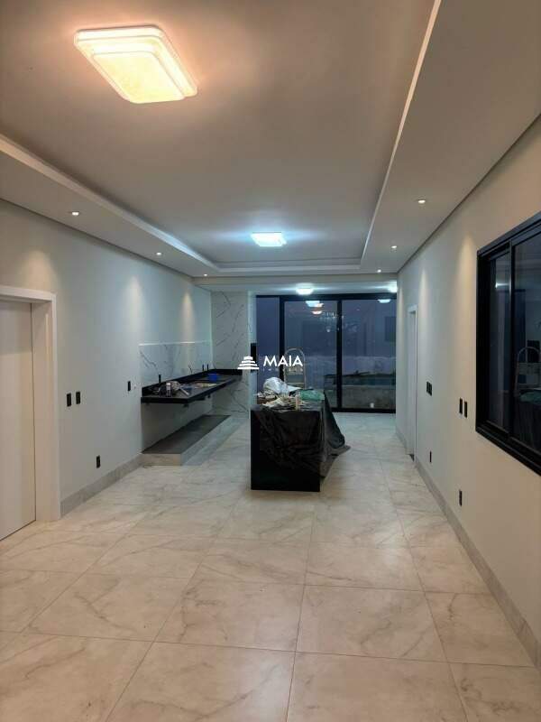 Casa de Condomínio à venda no Estância dos Ipês: 