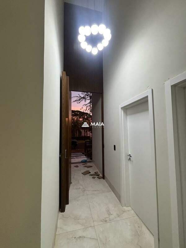 Casa de Condomínio à venda no Estância dos Ipês: 