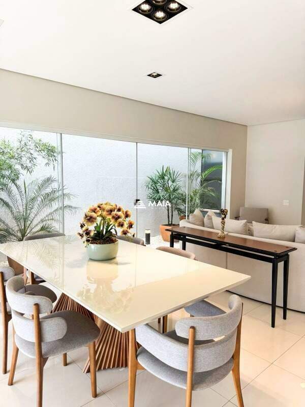 Casa à venda no Jardim do Lago: 