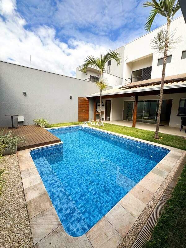 Casa à venda no Jardim do Lago: 