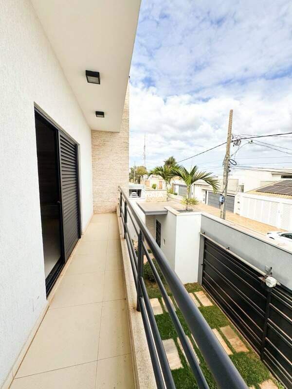 Casa à venda no Jardim do Lago: 