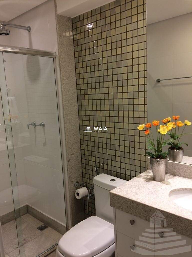 Apartamento à venda no Mercês: 