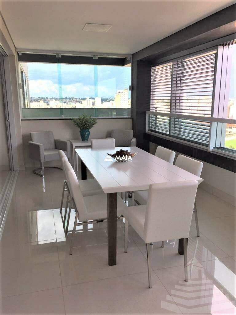 Apartamento à venda no Mercês: 