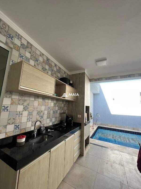 Casa de Condomínio à venda no Estância dos Ipês: 