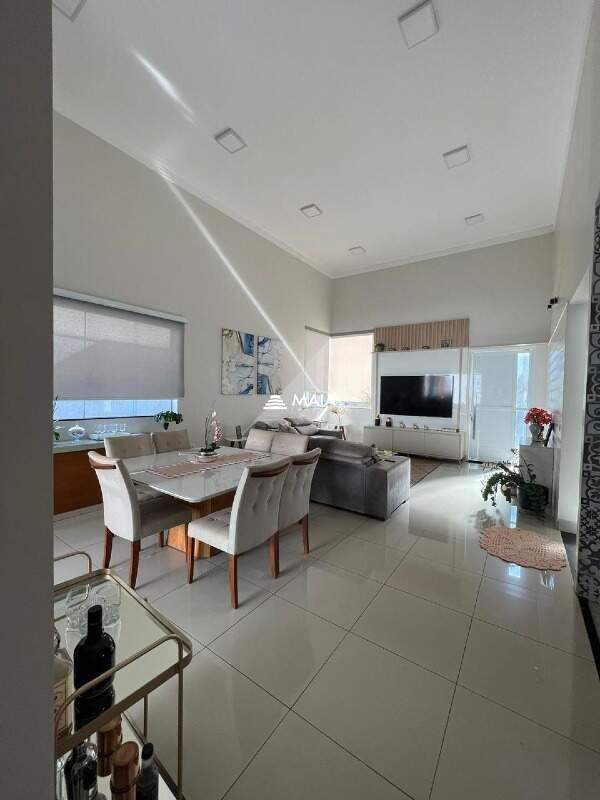 Casa de Condomínio à venda no Estância dos Ipês: 