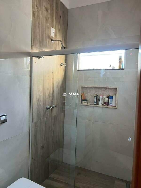 Casa de Condomínio à venda no Estância dos Ipês: 