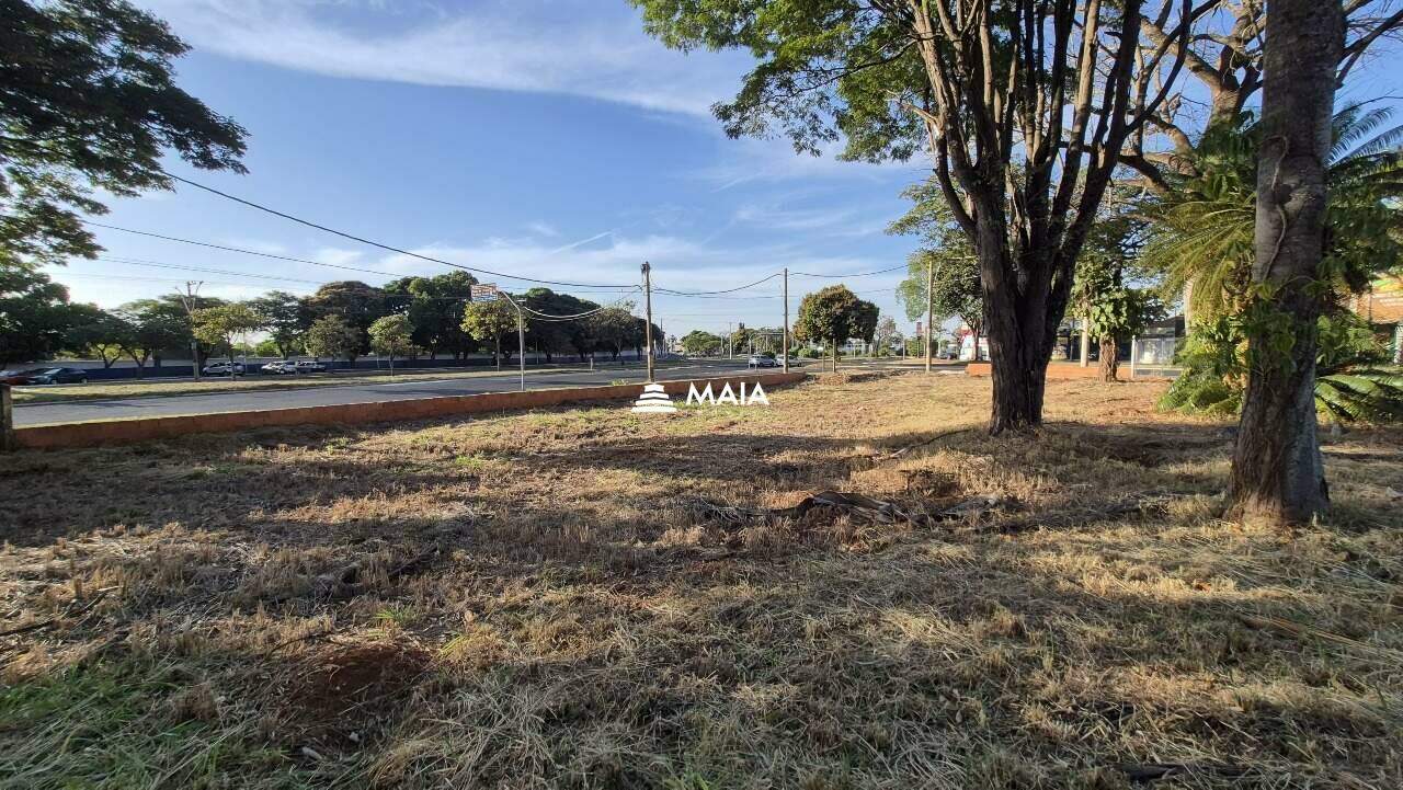 Terreno/Área à venda no Olinda: 