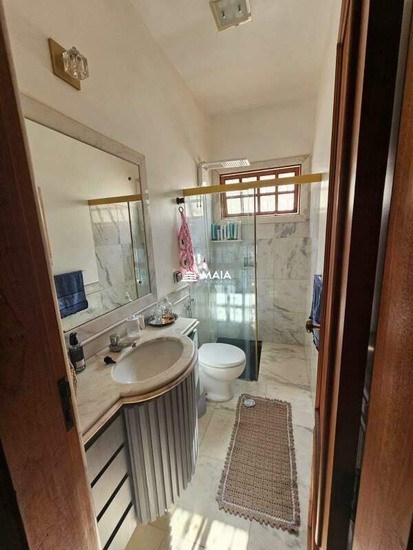 Casa à venda no Fabrício: 