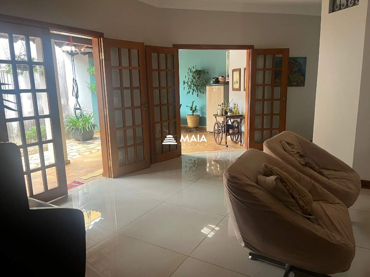 Casa à venda no Fabrício: 