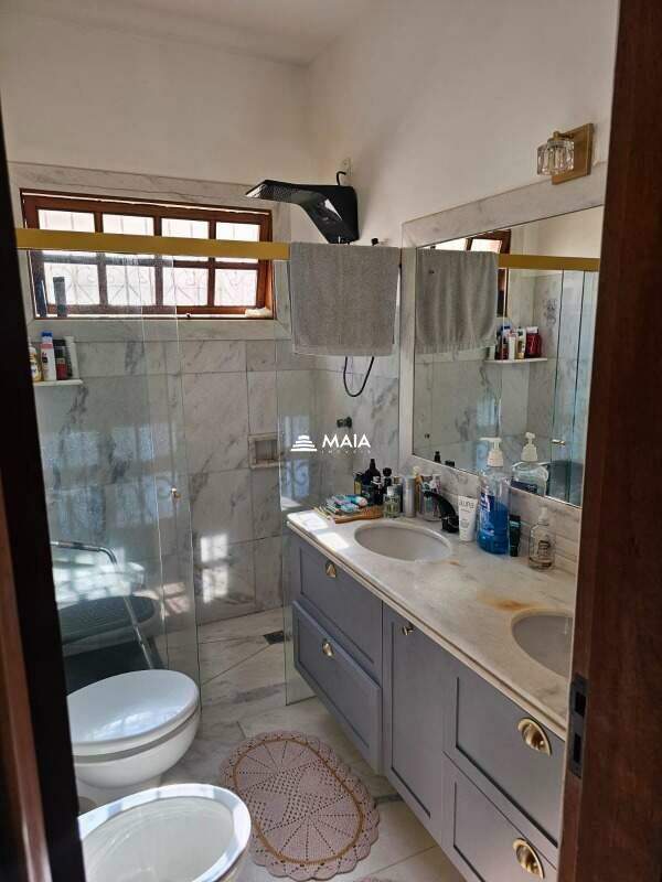 Casa à venda no Fabrício: 