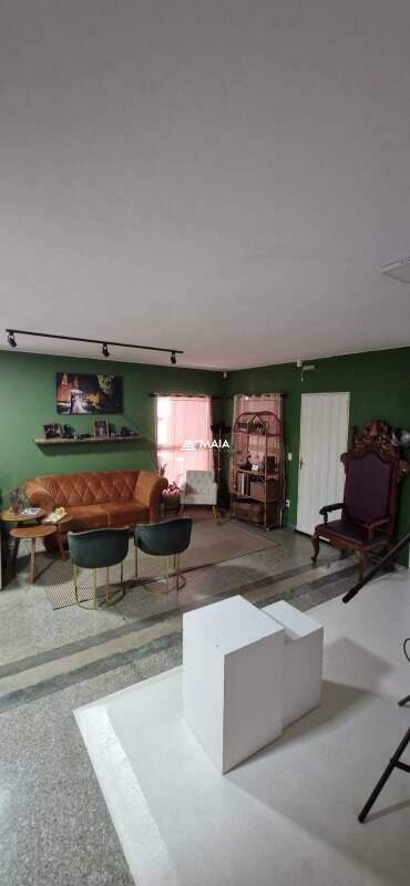 Galpão à venda no Manoel Mendes: 