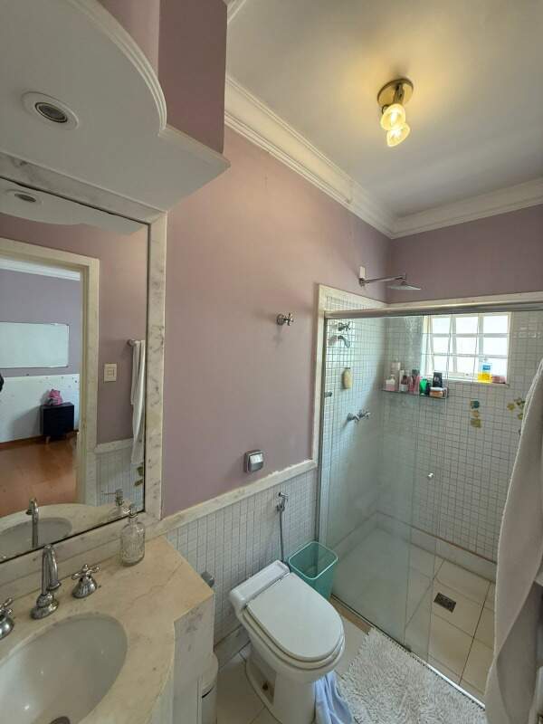 Casa à venda no Mercês: 