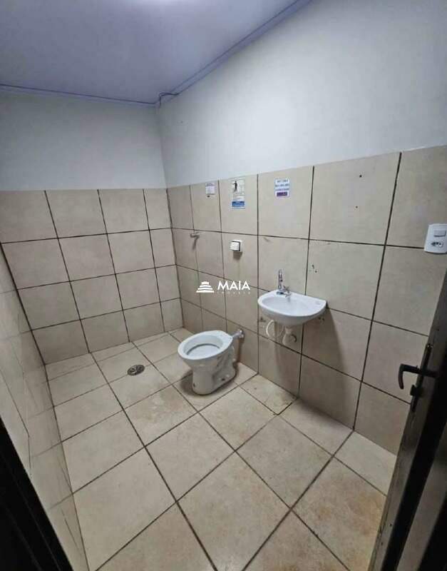 Comercial para aluguel no Fabrício: 