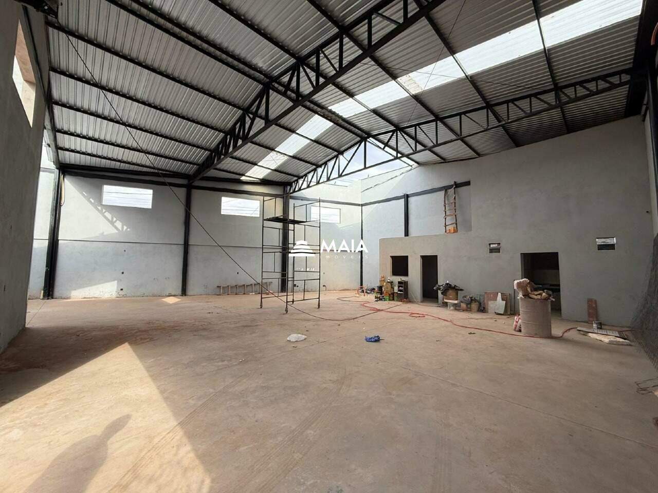 Galpão à venda no Jardim Espanha: 