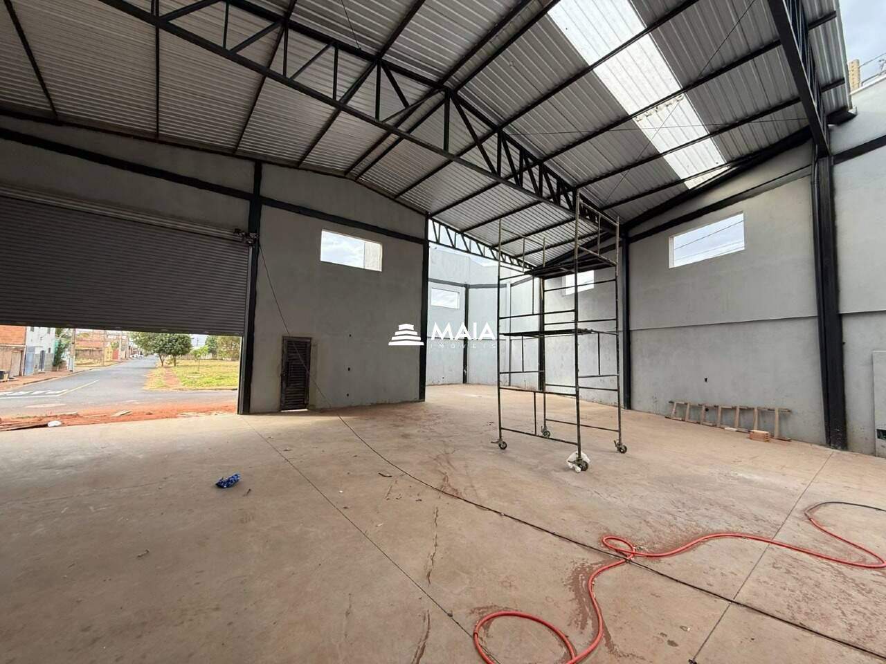 Galpão à venda no Jardim Espanha: 