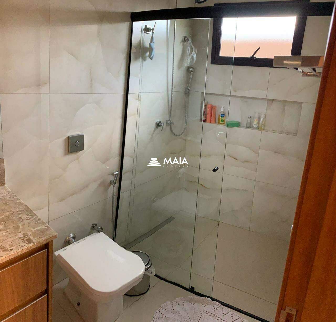 Casa de Condomínio à venda no Estância dos Ipês: 