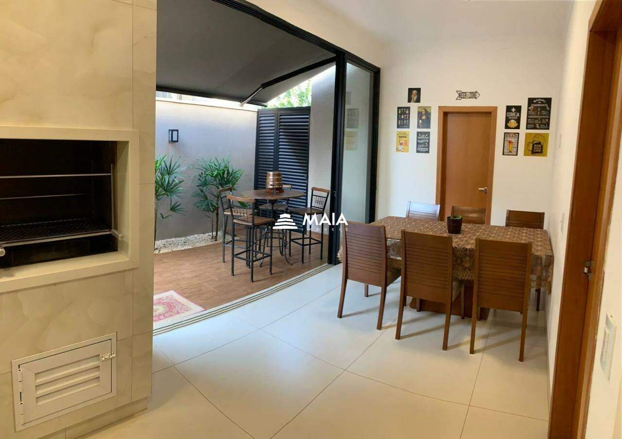 Casa de Condomínio à venda no Estância dos Ipês: 