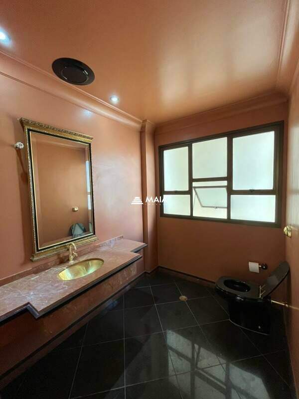 Comercial para aluguel no Centro: 