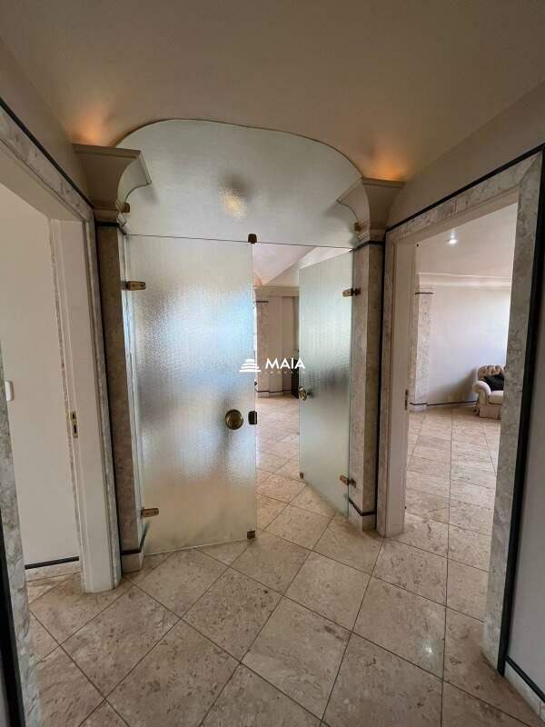 Comercial para aluguel no Centro: 