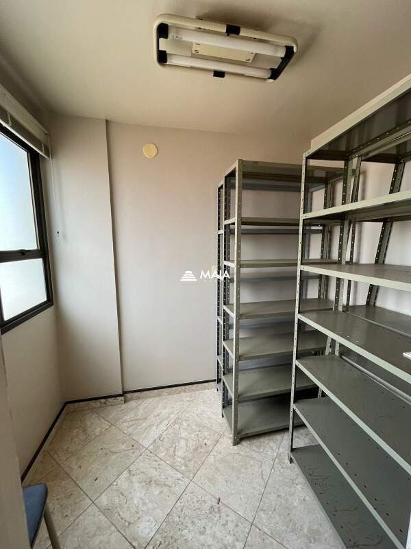 Comercial para aluguel no Centro: 