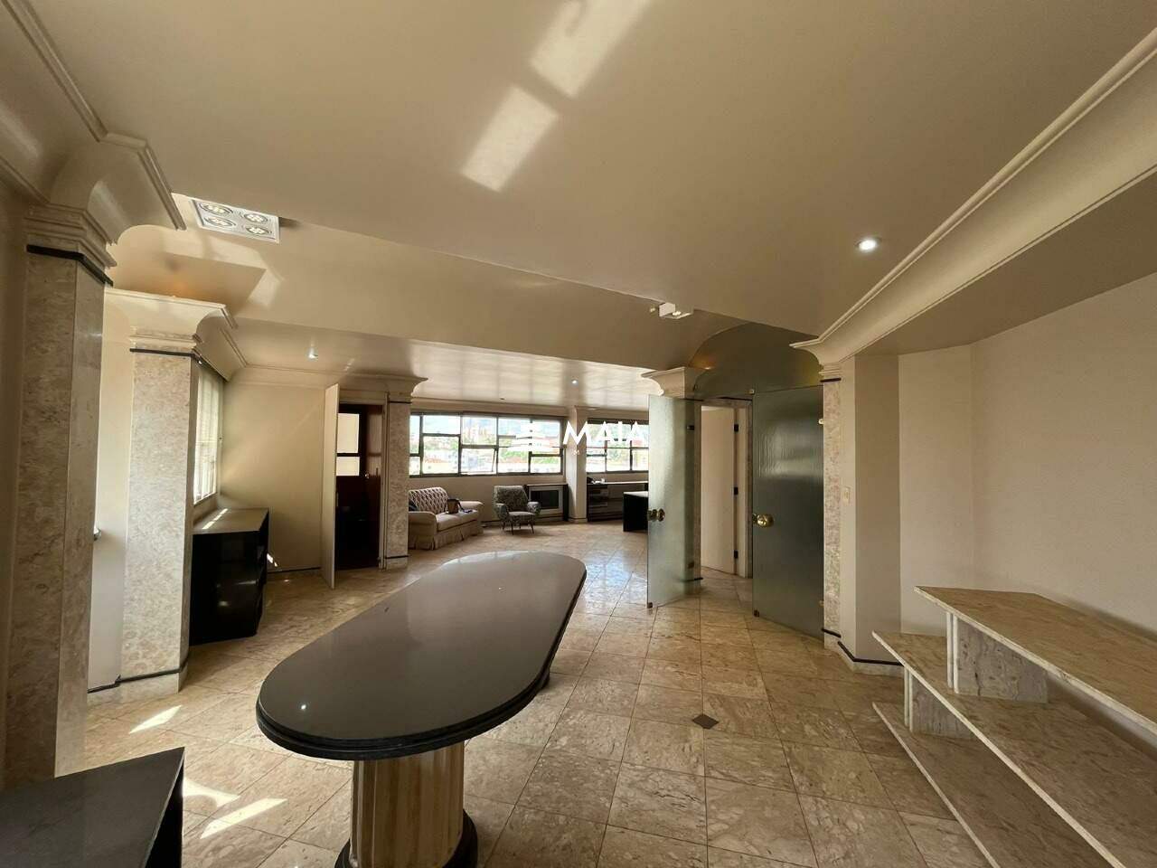 Comercial para aluguel no Centro: 