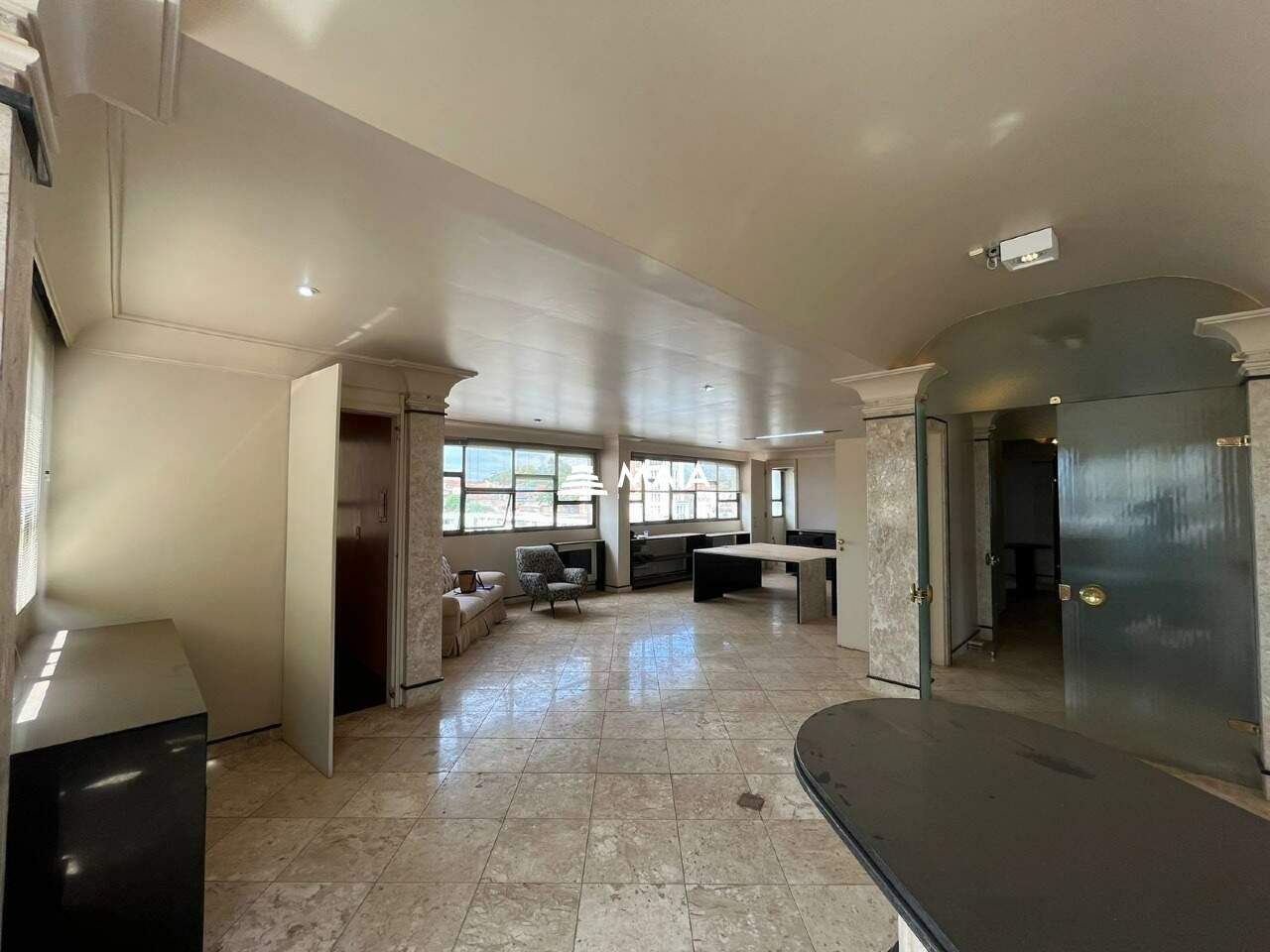 Comercial para aluguel no Centro: 