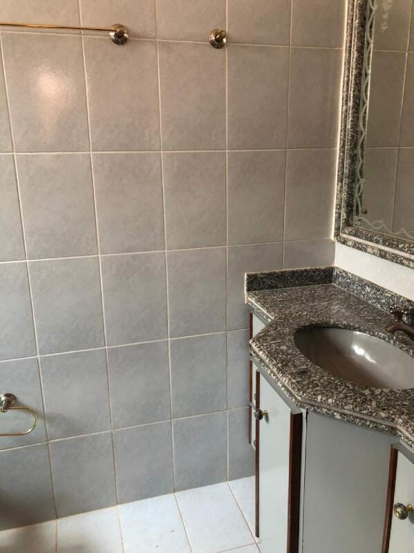 Casa à venda no Frei Eugênio: 