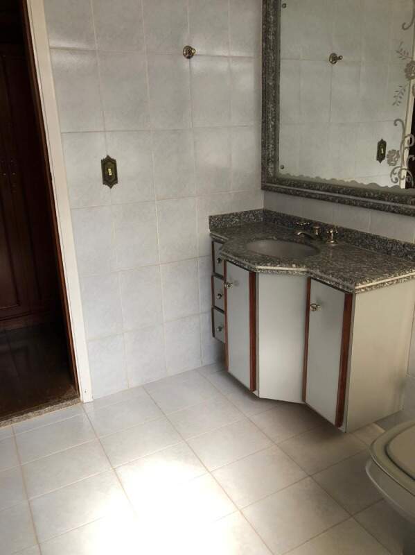 Casa à venda no Frei Eugênio: 