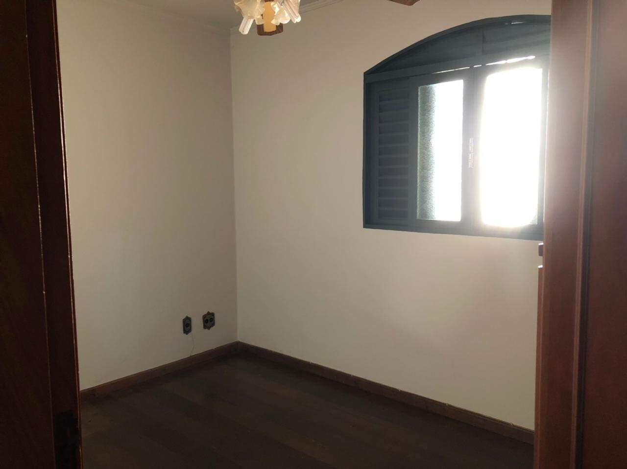 Casa à venda no Frei Eugênio: 