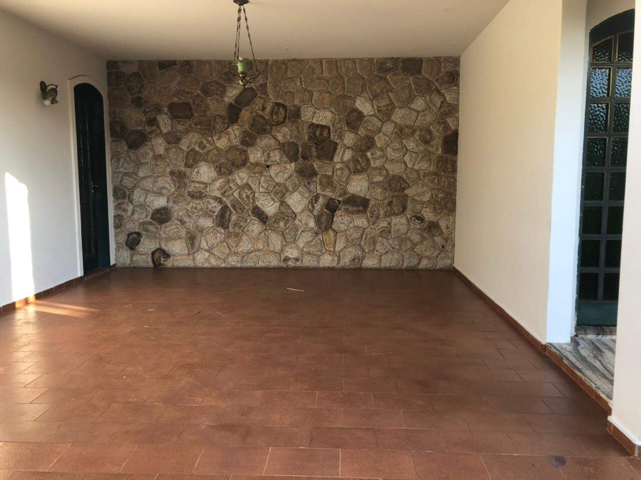 Casa à venda no Frei Eugênio: 